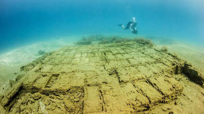 Chuyện ly kỳ về xác tàu đắm chở nhiều bảo kiếm từ thế kỷ 17