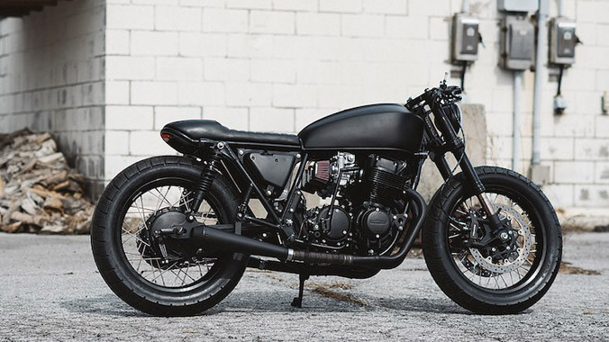 Theo Samuel Guertin - người "độ" chiếc CB750 này, nó đã được đưa tới xưởng trong tình trạng "nát bươm" và không chạy được.