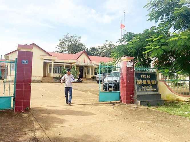 Nhiều công chức tạm tuyển của UBND xã Ea Tam (huyện Krông Năng) tố cáo đề thi công chức bị lộ.