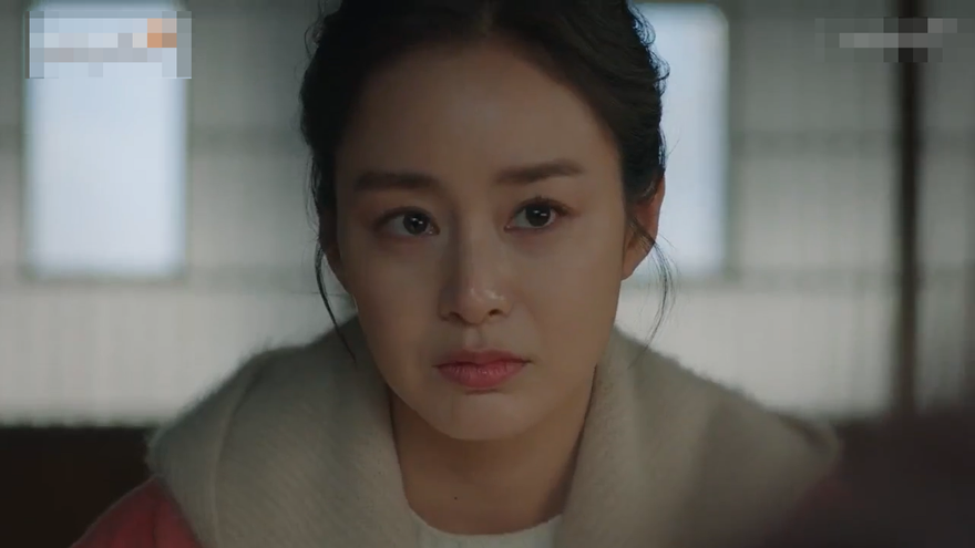 Kim Tae Hee trong vai bà mẹ ma