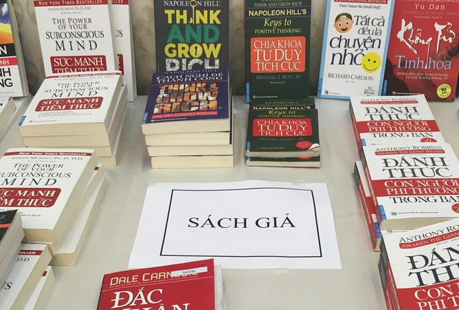 Người mua cần cảnh giác để tránh mua phải sách giả