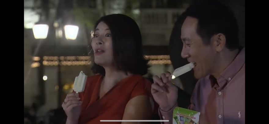 Em gái mưa trắng trợn thả thính