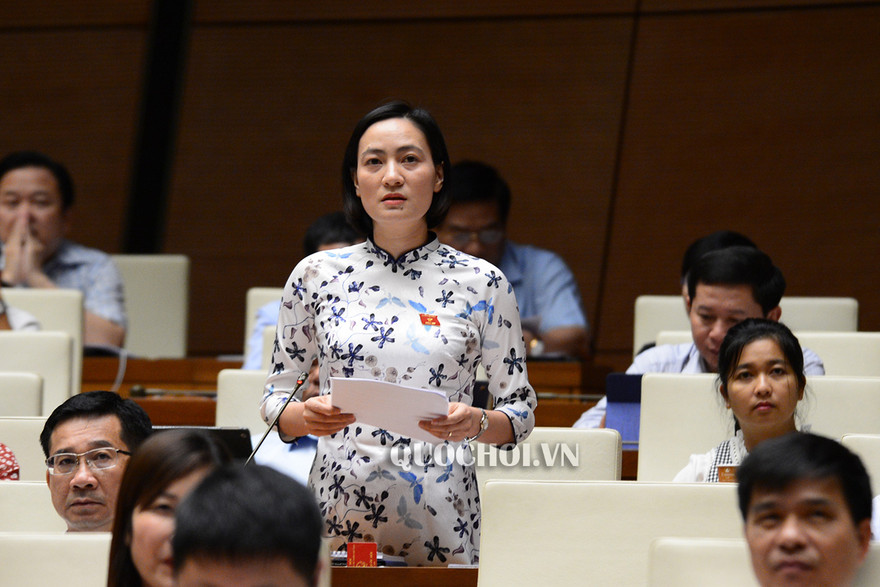 Đại biểu Quốc hội: Có cán bộ y tế bỏ mạng khi đang cấp cứu cho bệnh nhân