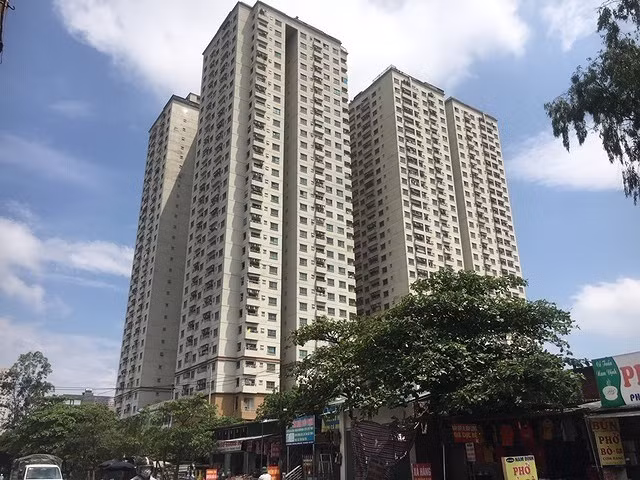 Hà Nội khôi phục giá trị pháp lý sổ đỏ thu hồi của chung cư sai phạm