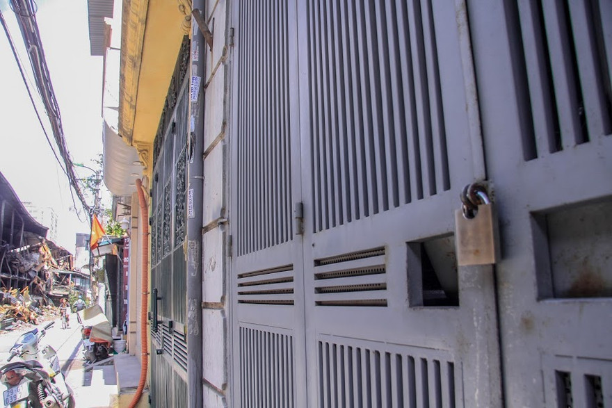 Nhiều hộ dân gần với hiện trường vụ cháy nhà xưởng Cty Rạng Đông phải thuê trọ bên ngoài