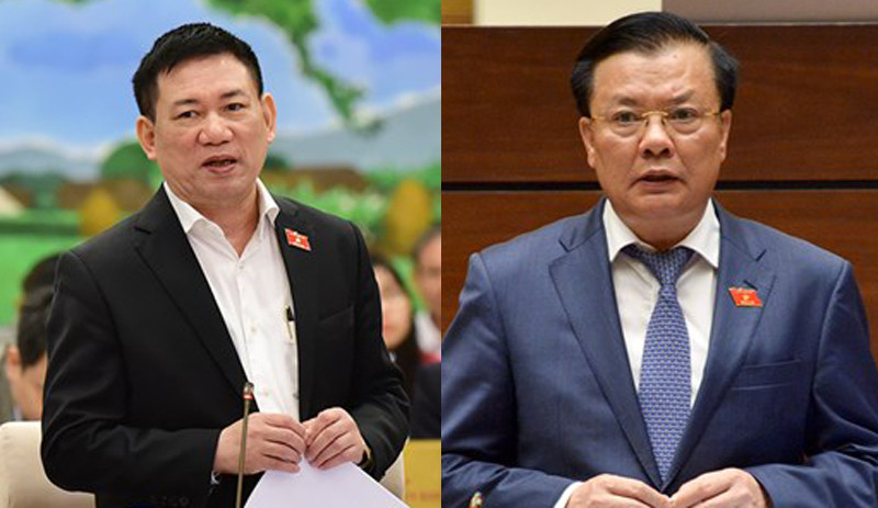 Tổng Kiểm toán Nhà nước Hồ Đức Phớc (trái) và Bộ trưởng Bộ Tài chính Đinh Tiến Dũng
