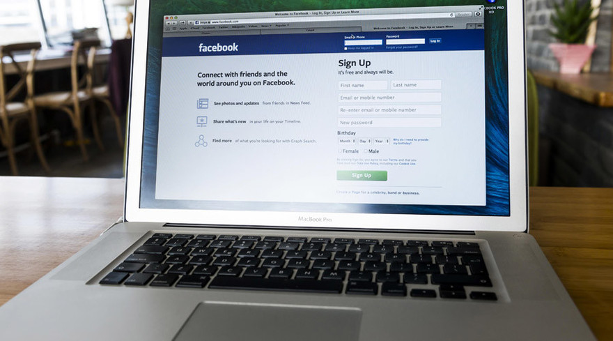 Bị Facebook tố mua quảng cáo trong chiến dịch tranh cử Mỹ, Nga nói gì?