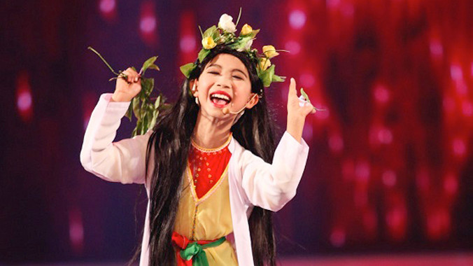 Tiết lộ về danh sư dạy Đức Vĩnh diễn 'Ông già cõng vợ trẻ' 