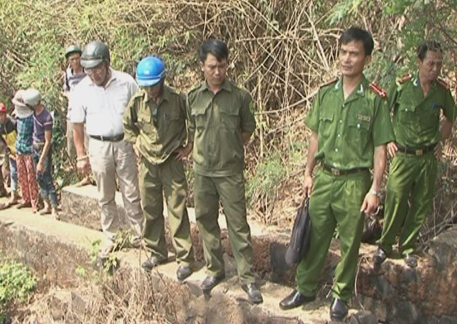 Hiện trường nơi "yêu râu xanh" giở trò đồi bại. Ảnh: Khải Hoàng
