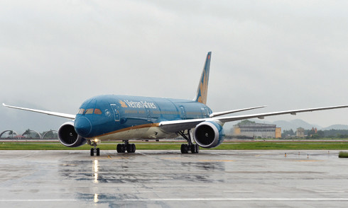 Hai đường cất hạ cánh sân bay Nội Bài và Tân Sơn Nhất được xây dựng từ những năm 1960. 