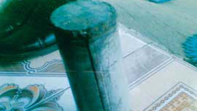 Mê muội thiên thạch, mất hơn tỷ đồng mua... cục chì