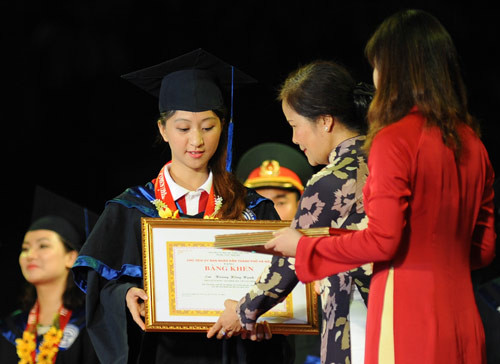 Nhiều thủ khoa có nguyện vọng làm việc trong các cơ quan nhà nước sau khi tốt nghiệp. Ảnh: Việt Hùng.