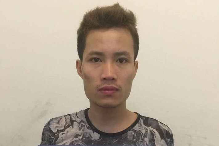 Đối tượng Mạnh tại cơ quan công an.