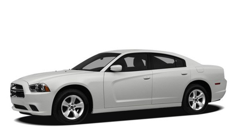2011 Dodge Charger. (Nguồn: cars.com)