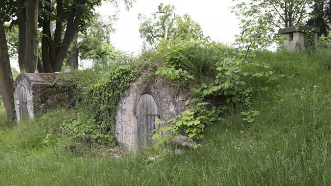 Lối vào hầm trong lâu đài cổ Moritzburg ở Đức. Ảnh: Lutz Weidler.