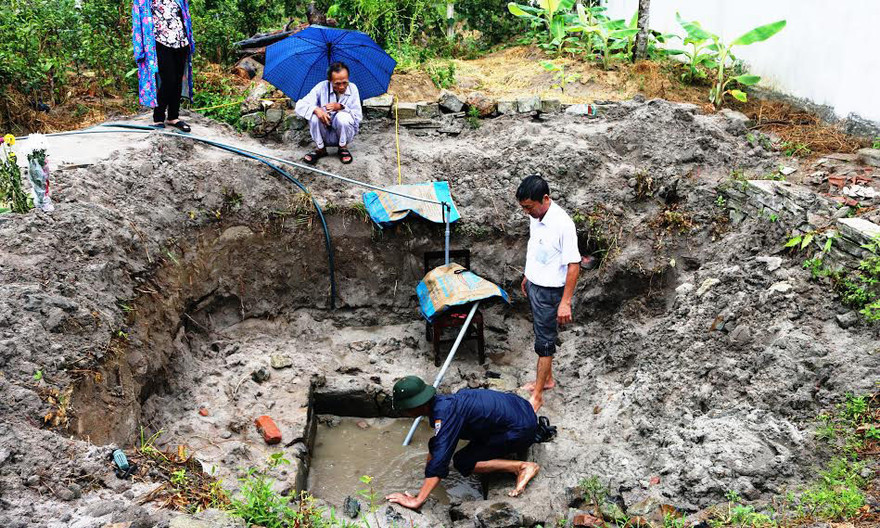 Giếng cổ được phát hiện tại thị trấn Cẩm Xuyên, huyện Cẩm Xuyên, Hà Tĩnh.