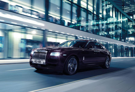 Rolls-Royce tung Ghost động cơ V12 đặc biệt 