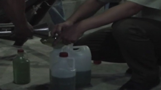 Vạch trần chiêu trò lừa đảo của cây xăng gian