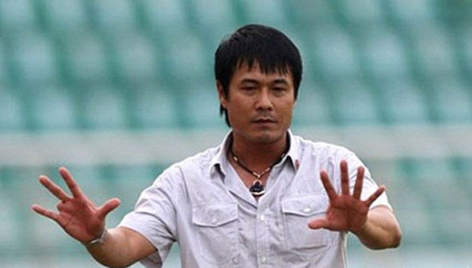 HLV Nguyễn Hữu Thắng vẫn là GĐKT SLNA. Ảnh: Nhật Minh.