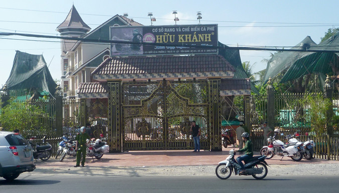 Hiện trường vụ sát hại làm 2 vợ chồng chết thảm.