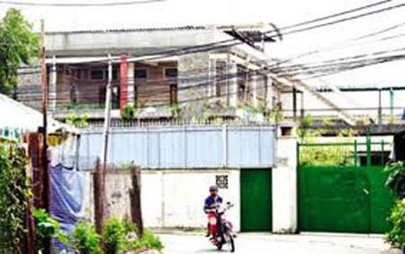 Ngôi nhà nghìn tỷ của bà bán bún thuộc về ai?