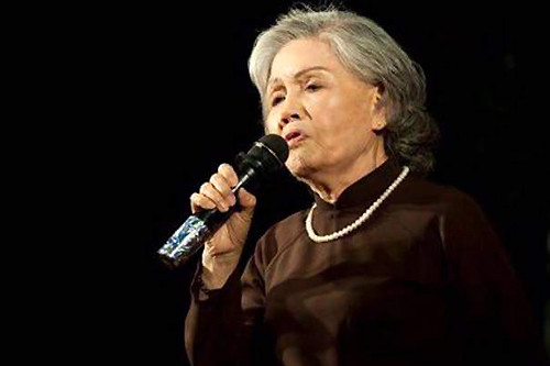 Nghệ sĩ Út Bạch Lan qua đời ở tuổi 81.