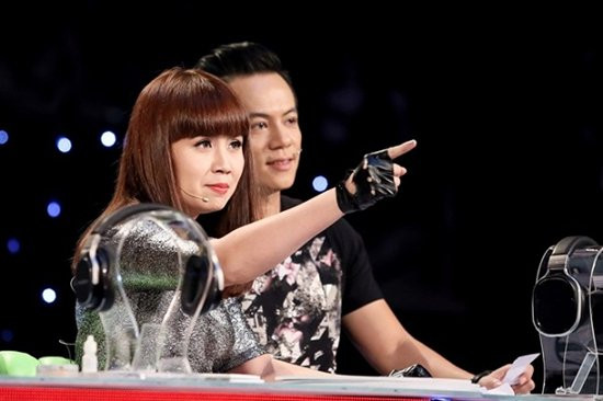 Nhạc sĩ Lưu Thiên Hương trên ghế nóng The remix.