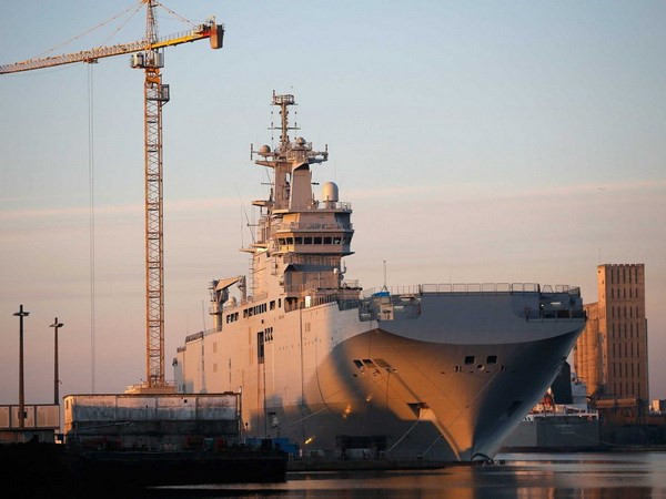 Tàu sân bay trực thăng đổ bộ Vladivosstok lớp Mistral. (Nguồn: reuters)