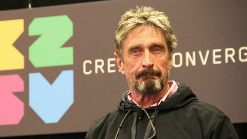 John McAfee, chuyên gia công nghệ 70 tuổi, tác giả của phần mềm diệt virus đầu tiên thế giới cùng tên.