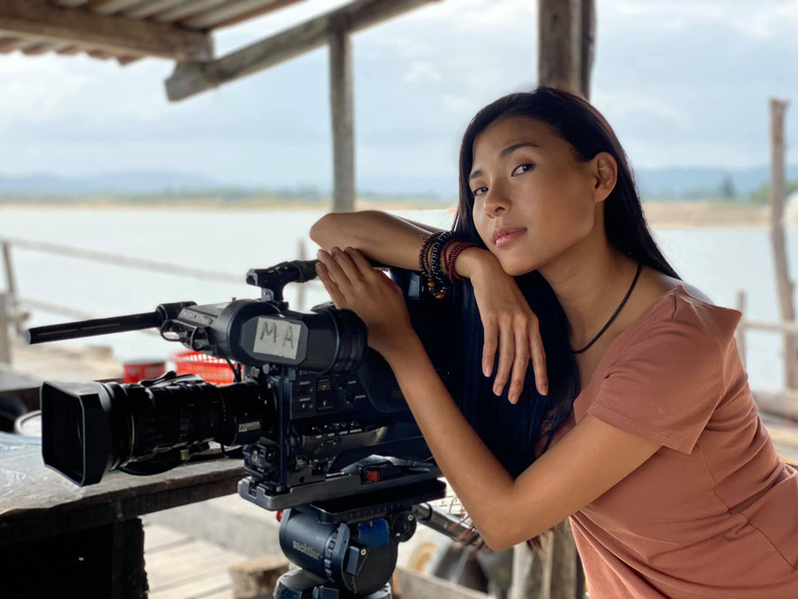 Thúy Diễm vào vai nữ chính trong "Cát đỏ"