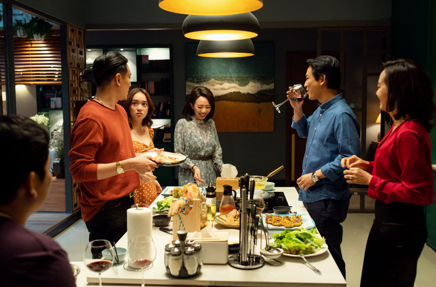 "Tiệc trăng máu" quy tụ nhiều diễn viên khủng