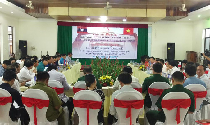 Quang cảnh cuộc họp giữa các bên Việt Nam-Lào tối 23/5.