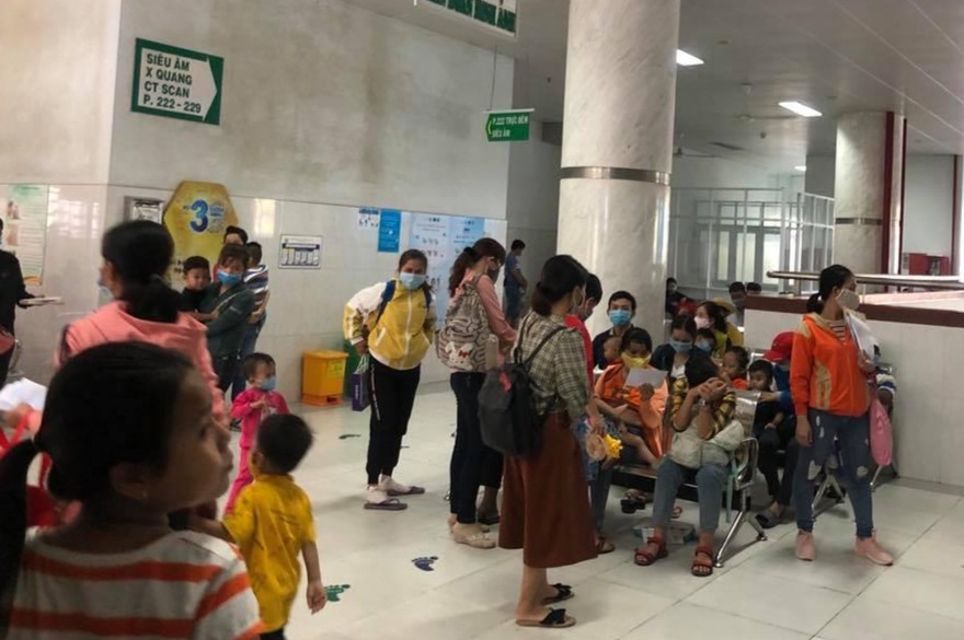 Tư vấn, khám bệnh tại Bệnh viện Đại học Y dược TPHCM