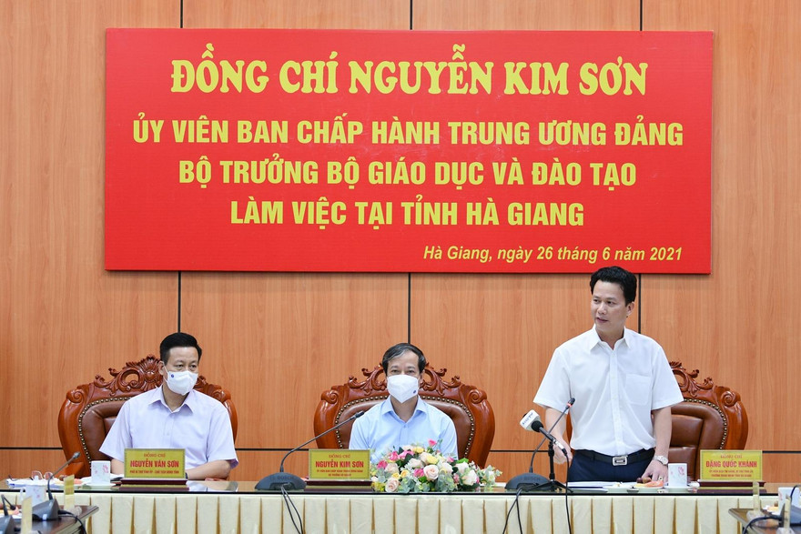 Bộ trưởng Nguyễn Kim Sơn làm việc với UBND tỉnh Hà Giang ngày 26/6.