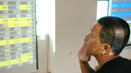  Mới chỉ một tuần TTCK đã “bốc hơi” gần 3 tỷ đô la. Ảnh: Như Ý