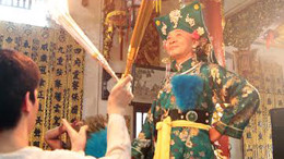 Một buổi lên đồng 