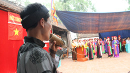 Hát ống ở Liên Chung