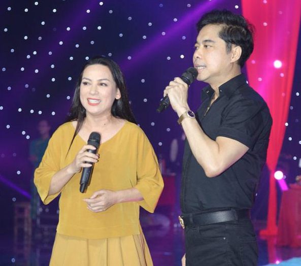 Ngọc Sơn và cố ca sĩ Phi Nhung. 