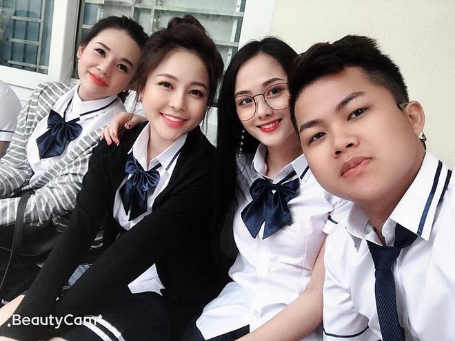 Bộ phim phải quay lại 3 lần vì Cu Thóc, Trâm Anh và cô gái khỏa thân bên hồ sen 