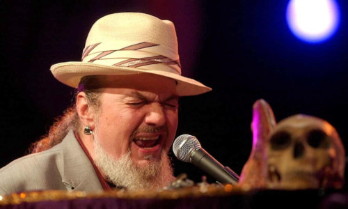 Showbiz 7/6: Nghệ sĩ 6 lần thắng Grammy đột ngột qua đời