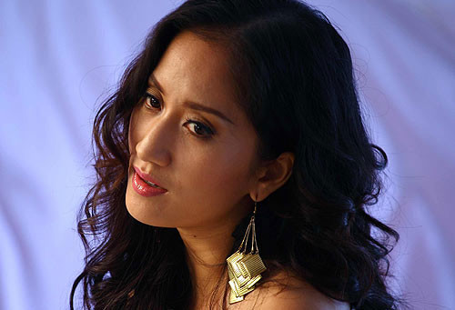  Khánh Thi vẫn chưa tìm thấy tình yêu.