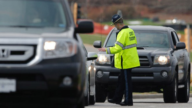 Mỹ rúng động vụ xả súng làm 5 người thương vong