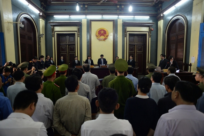 Bị cáo Bạch Quốc Hào được HĐXX ‘chia sẻ thiệt thòi’ vì không có luật sư trợ giúp tại phiên tòa. Ảnh: Tân Châu