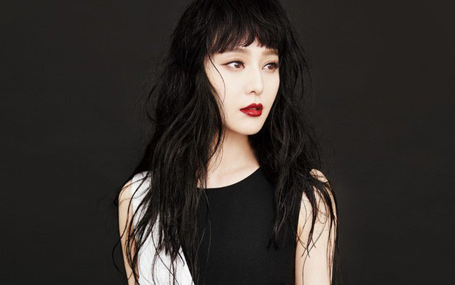 Cách Phạm Băng Băng "xoay" tiền nộp thuế đang được dư luận quan tâm.