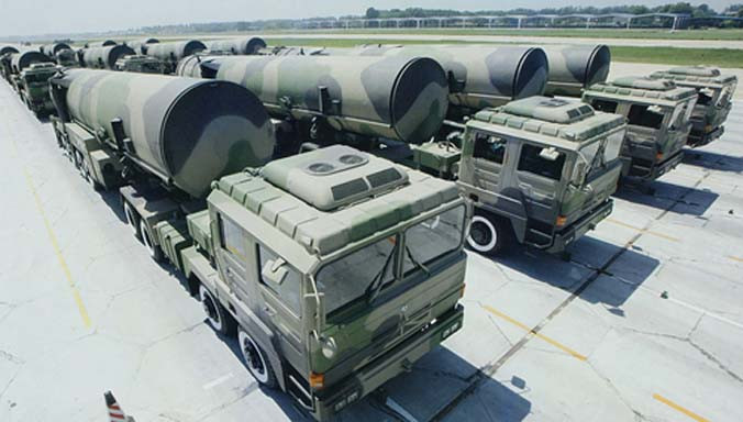 Tên lửa đạn đạo mang đầu đạn hạt nhân của Trung Quốc. Ảnh: Sina