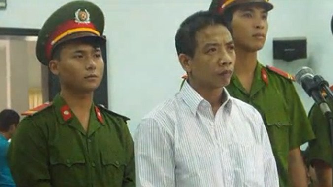 Hung thủ giết, hiếp thiếu nữ rồi nhét xuống cống nhận án tử