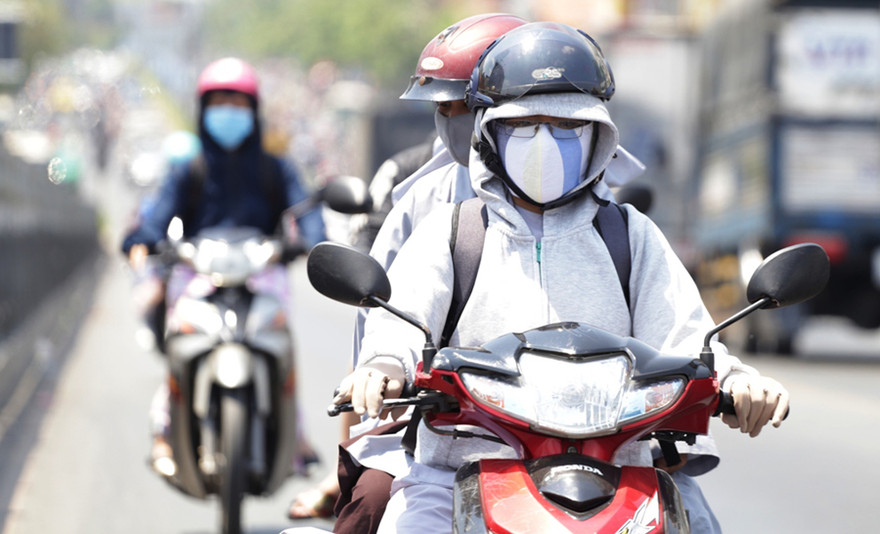 Ngày mai đợt nắng nóng đỉnh điểm ở miền Bắc chính thức chấm dứt.