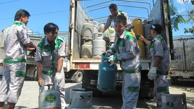 Gas tăng thêm 5.000 đồng/bình 12 kg.
