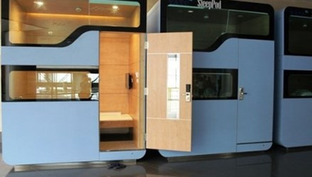 Dịch vụ buồng ngủ 5 sao tại sân bay Nội Bài vừa khai trương đã bị Bộ trưởng Đinh La Thắng cấm hoạt động. 