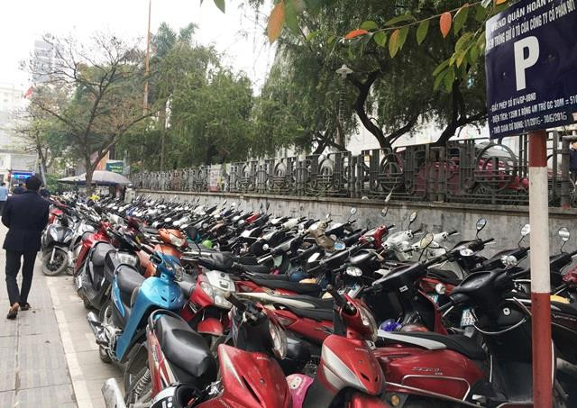 Không trông xe trên nhiều tuyến phố Thủ đô dịp Hội nghị Mỹ-Triều